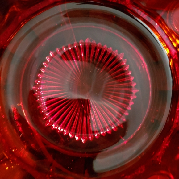 Vibrant Ruby Red 8 Coin Fostoria 7 1/2" Round Heavy Glass Art Bowl - Picture 6 of 8